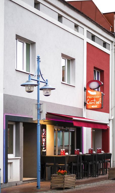 Pension Central Markt Piesting Exterior foto